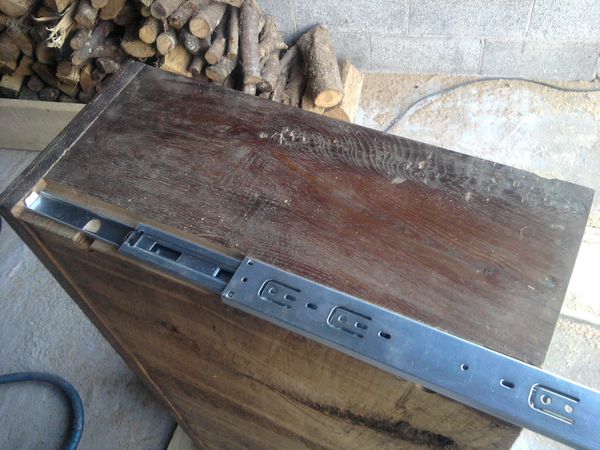 RECONVERSIÓN DE UN VIEJO ARMARIO A MUEBLE PARA GUITARRAS | Guitarrista